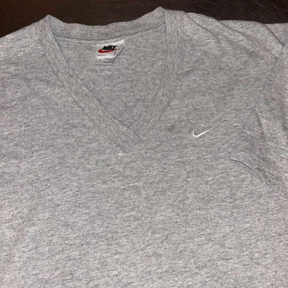 VTG 90s Nike Gray V-Neck T-Shirt Embroidered White Swoosh Mens Large Made in USA